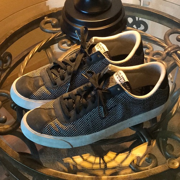 Men’s size 10 Nike’s - Picture 2 of 4